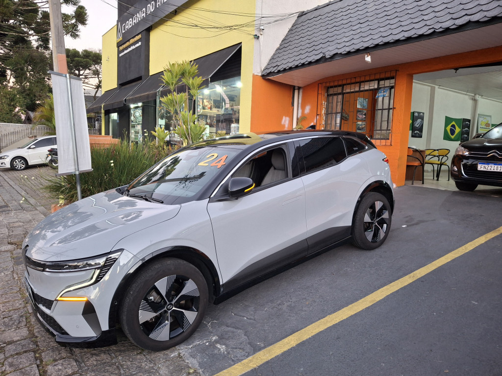 Imagem do veículo RENAULT MEGANE 60 KW ELÉTRICO E-TECH EV60