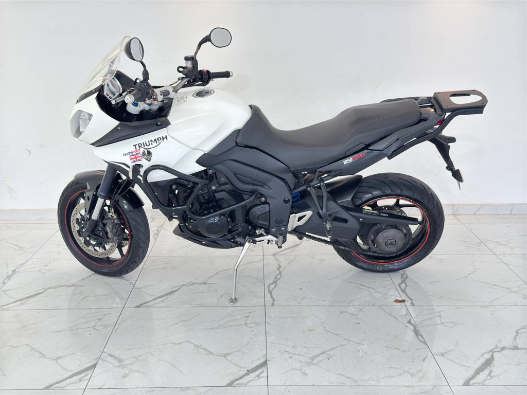 Imagem do veículo TRIUMPH TIGER 1050 SPORT 2015