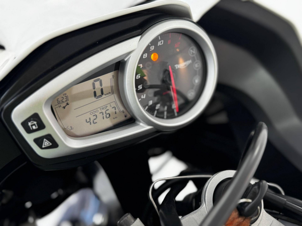 Imagem do veículo TRIUMPH TIGER 1050 SPORT 2015