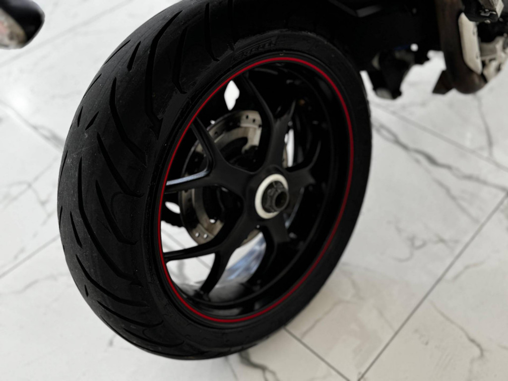 Imagem do veículo TRIUMPH TIGER 1050 SPORT 2015