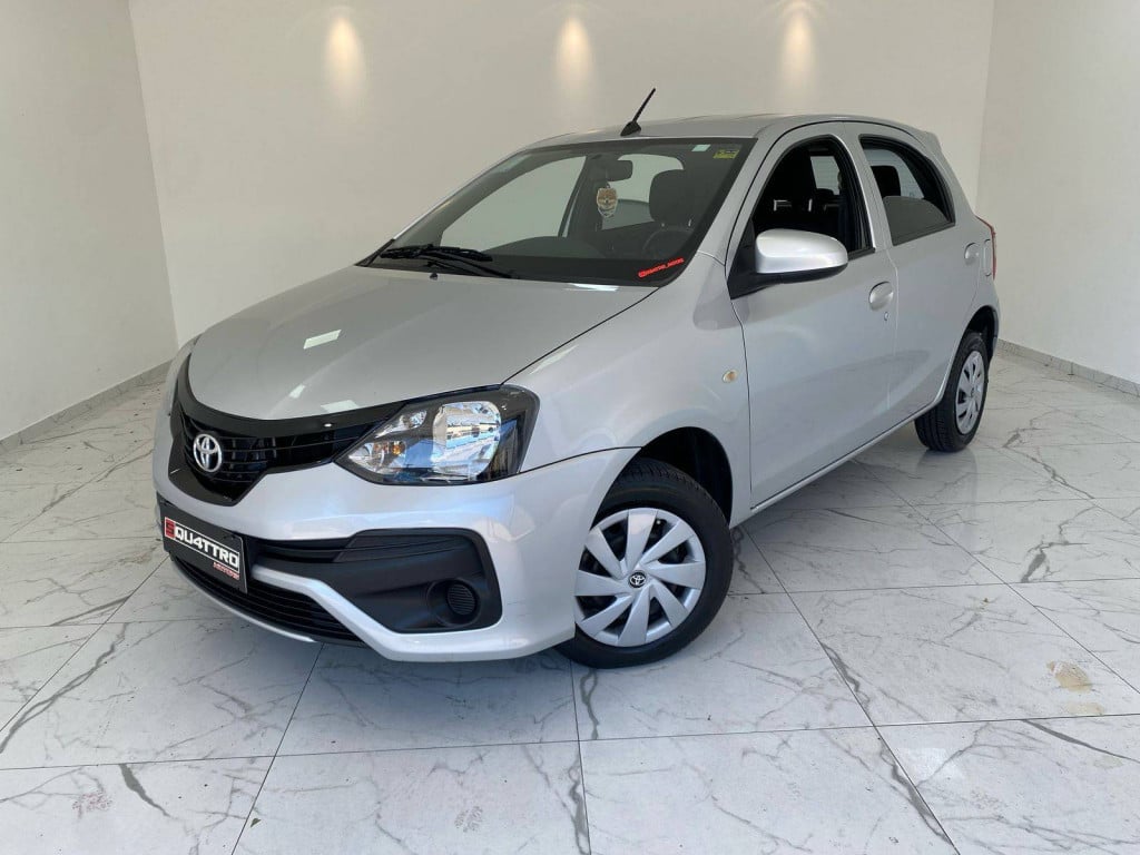 TOYOTA ETIOS HB X VSC MT 2020