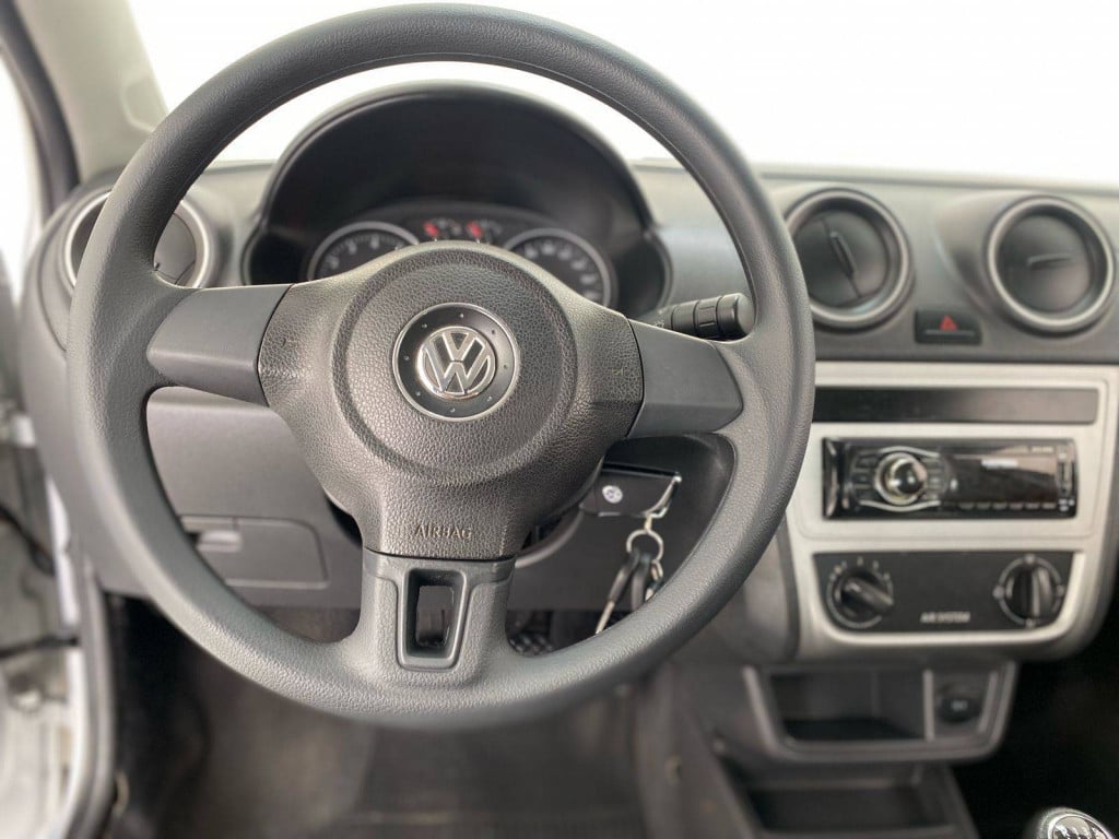Imagem do veículo VOLKSWAGEN GOL 1.0 8V 2P 2014