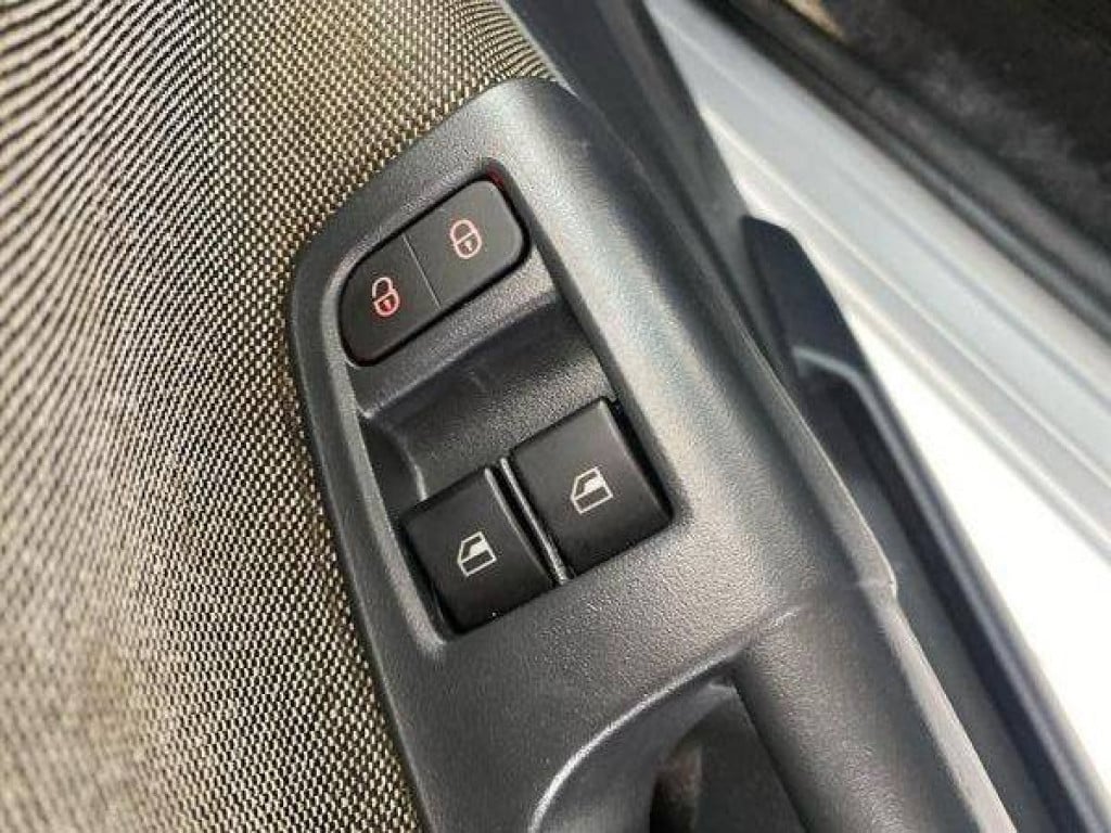 Imagem do veículo VOLKSWAGEN GOL 1.0 8V 2P 2014