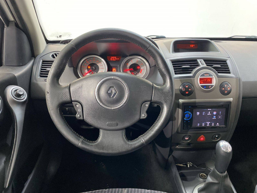 Imagem do veículo RENAULT MEGANEGT DYN 16 2013