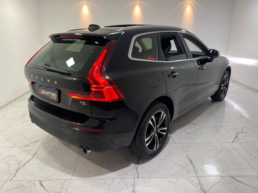 Imagem do veículo VOLVO XC 60 2.0 T5 MOM 2019