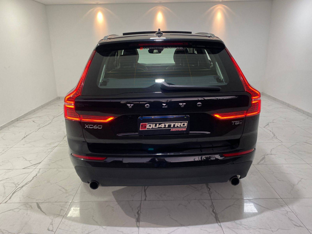 Imagem do veículo VOLVO XC 60 2.0 T5 MOM 2019