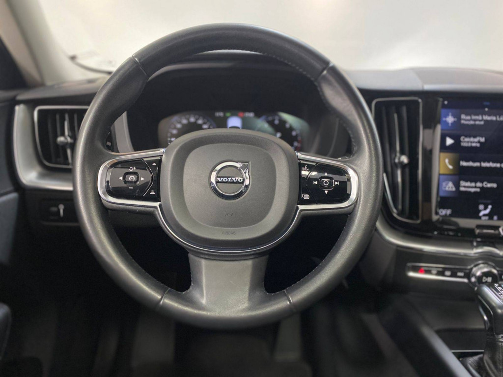 Imagem do veículo VOLVO XC 60 2.0 T5 MOM 2019