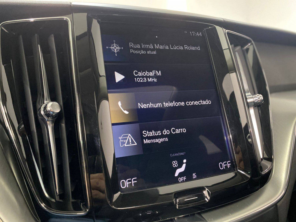 Imagem do veículo VOLVO XC 60 2.0 T5 MOM 2019