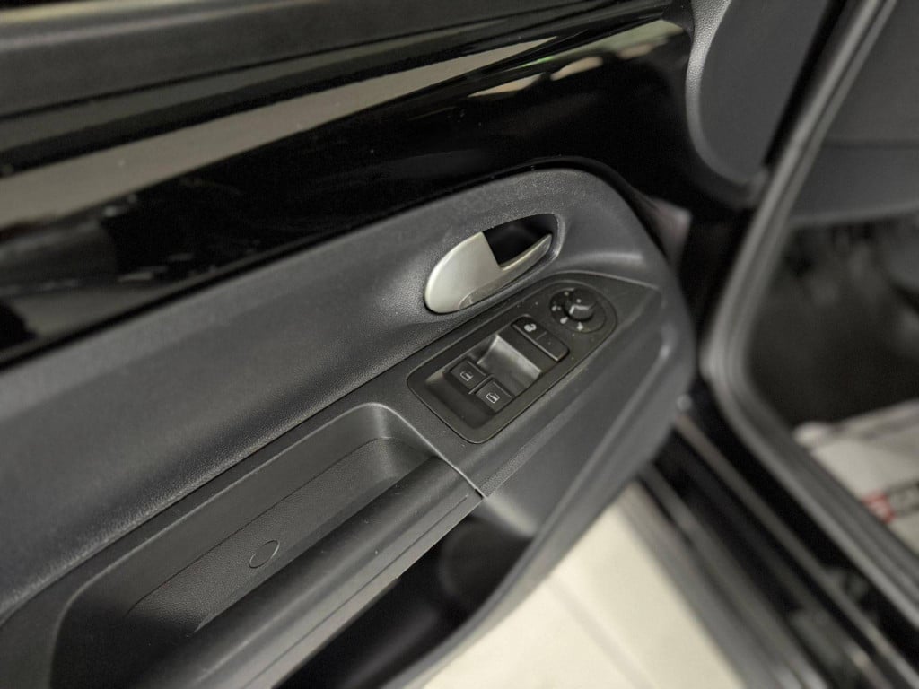 Imagem do veículo VOLKSWAGEN UP MOVE MDV TSI 2018