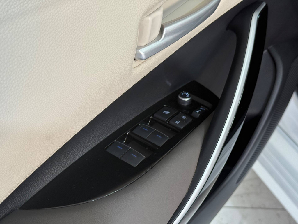 Imagem do veículo TOYOTA COROLLA A PREMIUM H 2023