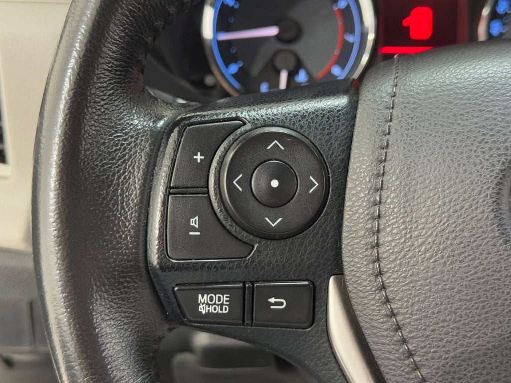 Imagem do veículo TOYOTA COROLLA XEI20FLEX 2015