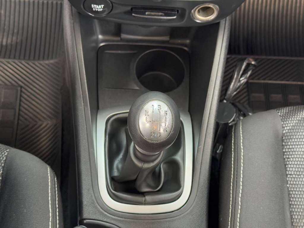 Imagem do veículo RENAULT FLUENCE DYN20M 2013