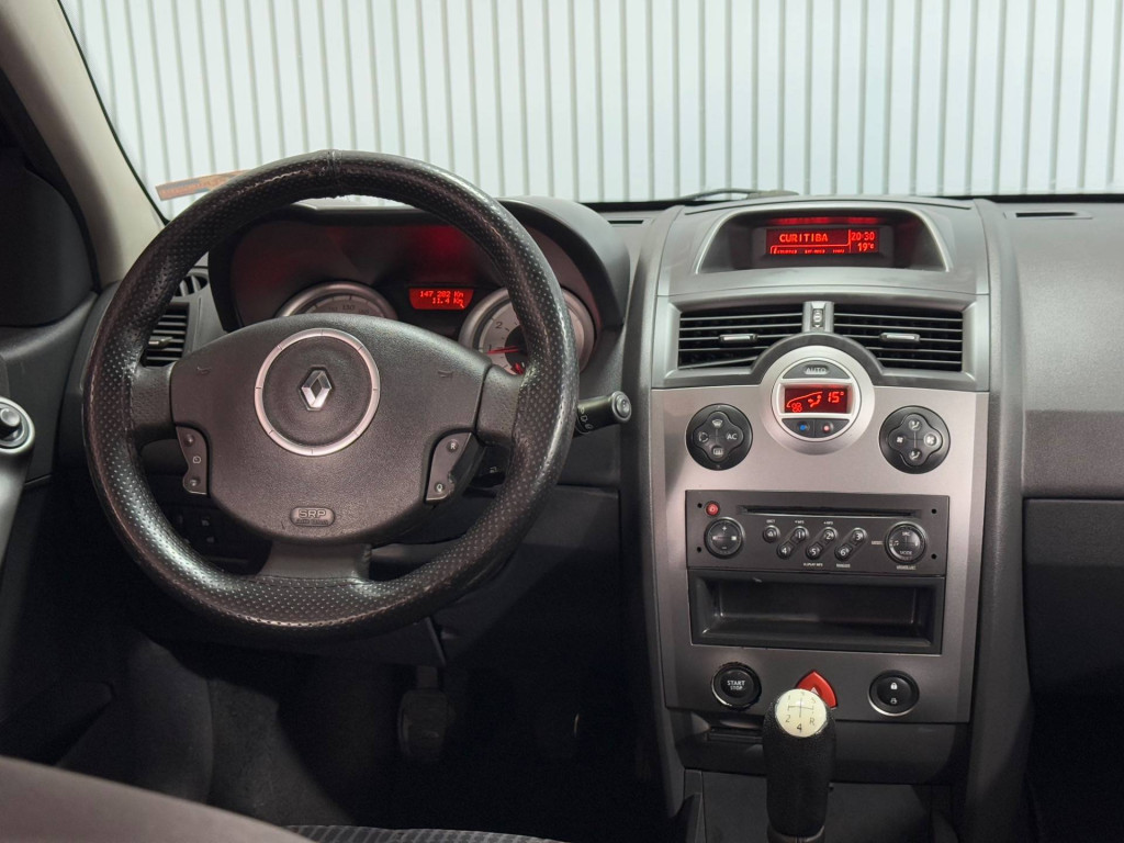 Imagem do veículo RENAULT MEGANEGT DYN 16 2011