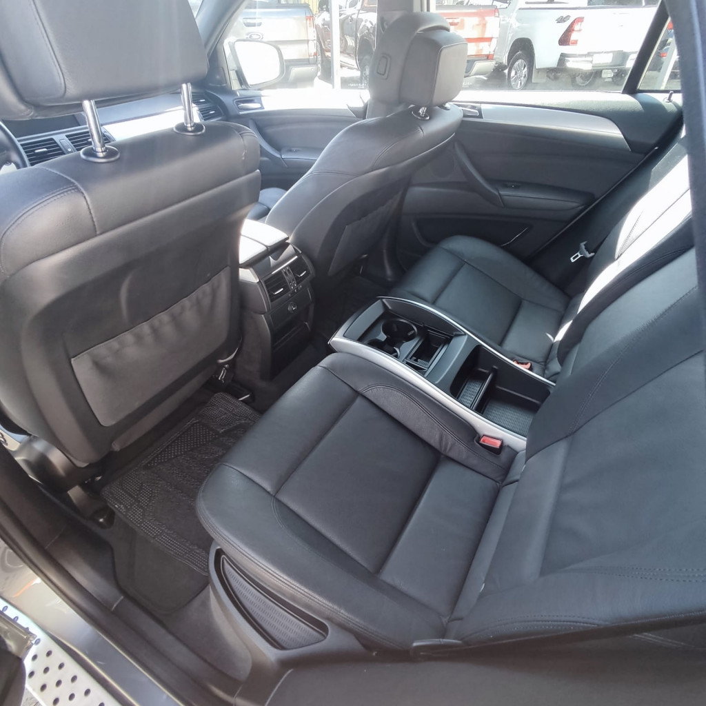 Imagem do veículo BMW X6 3.0 35I 4X4 COUPÉ 6 CILINDROS 24V GASOLINA 4P AUTOMÁTICO