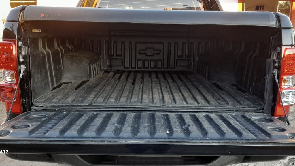 Imagem do veículo CHEVROLET S10 2.8 HIGH COUNTRY 4X4 CD 16V TURBO DIESEL 4P AUTOMÁTICO