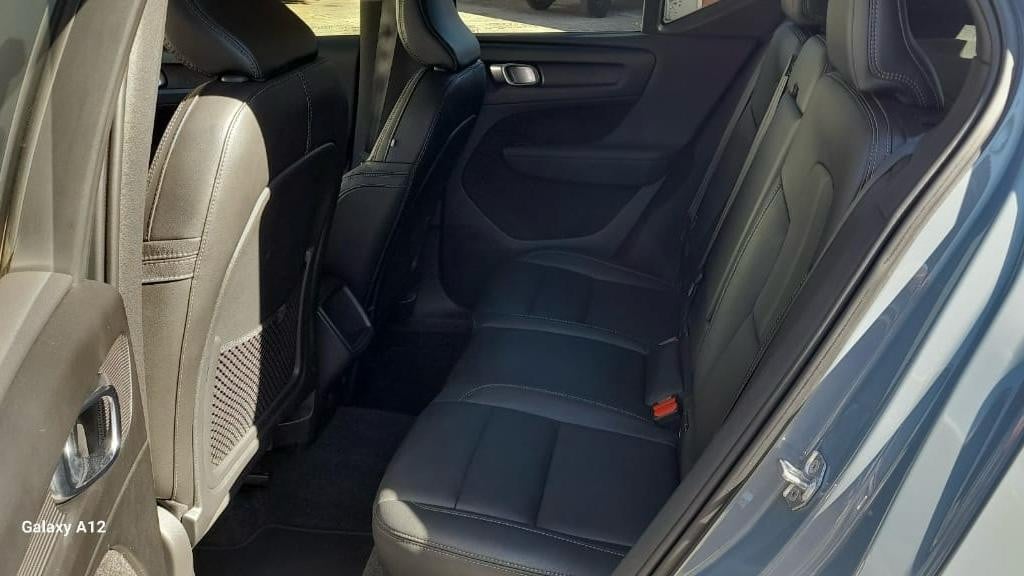 Imagem do veículo VOLVO XC40 2.0 T4 GASOLINA GEARTRONIC