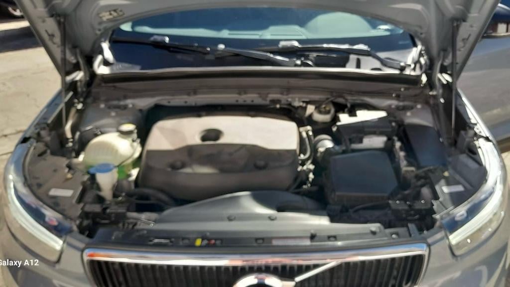 Imagem do veículo VOLVO XC40 2.0 T4 GASOLINA GEARTRONIC