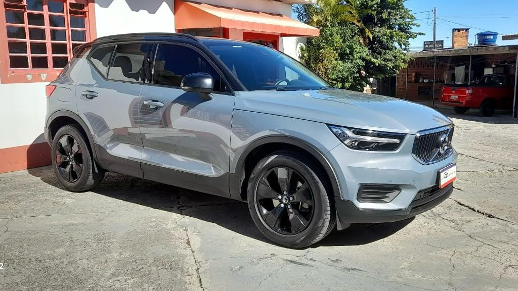Imagem do veículo VOLVO XC40 2.0 T4 GASOLINA GEARTRONIC