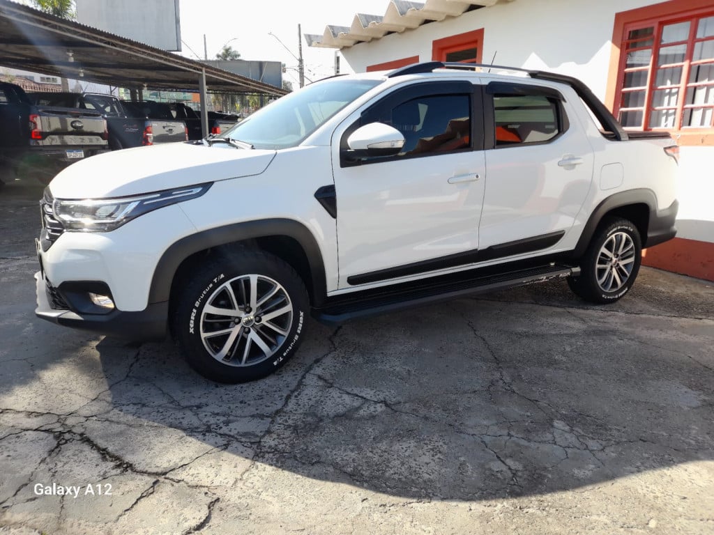 Imagem do veículo FIAT STRADA 1.3 FIREFLY FLEX VOLCANO CD MANUAL