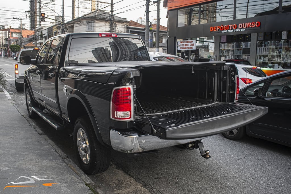 Imagem do veículo RAM 2500 LARAMIE 6.7 TURBO DIESEL  CD 4X4 AUTOMÁTICO