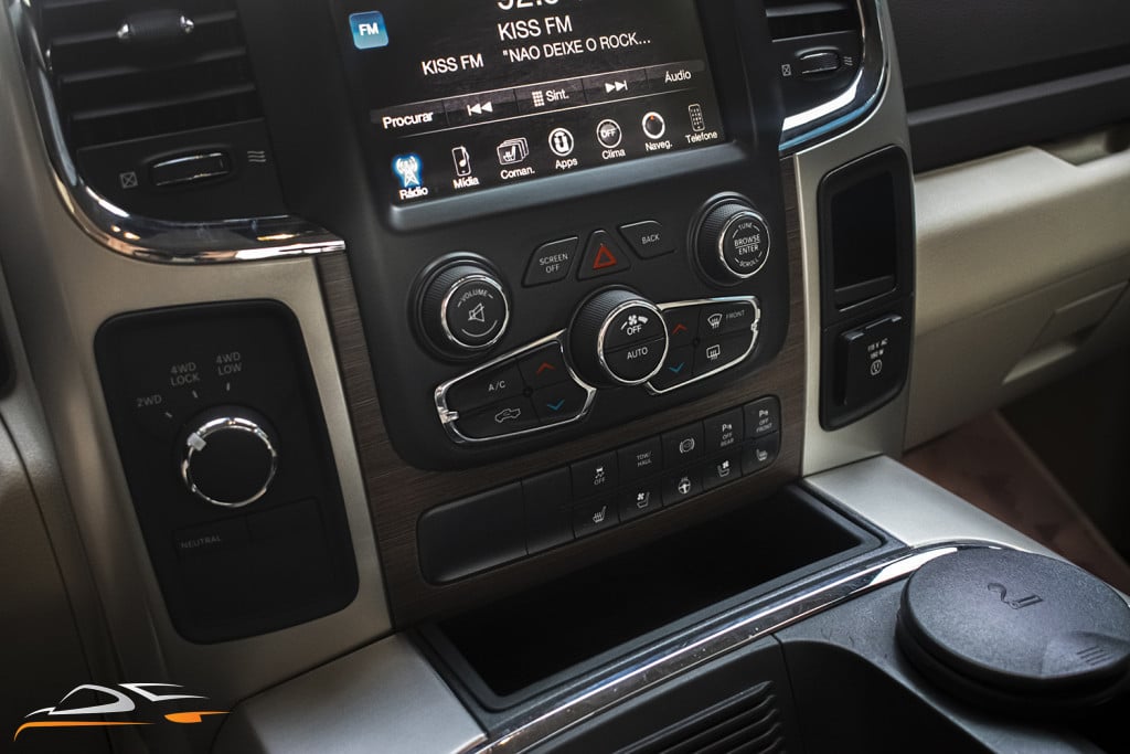 Imagem do veículo RAM 2500 LARAMIE 6.7 TURBO DIESEL  CD 4X4 AUTOMÁTICO