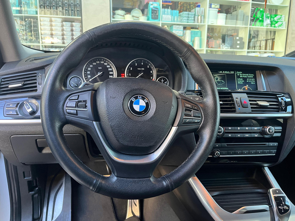 Imagem do veículo BMW X4 2.0 28I X LINE 4X4 16V TURBO GASOLINA 4P AUTOMÁTICO