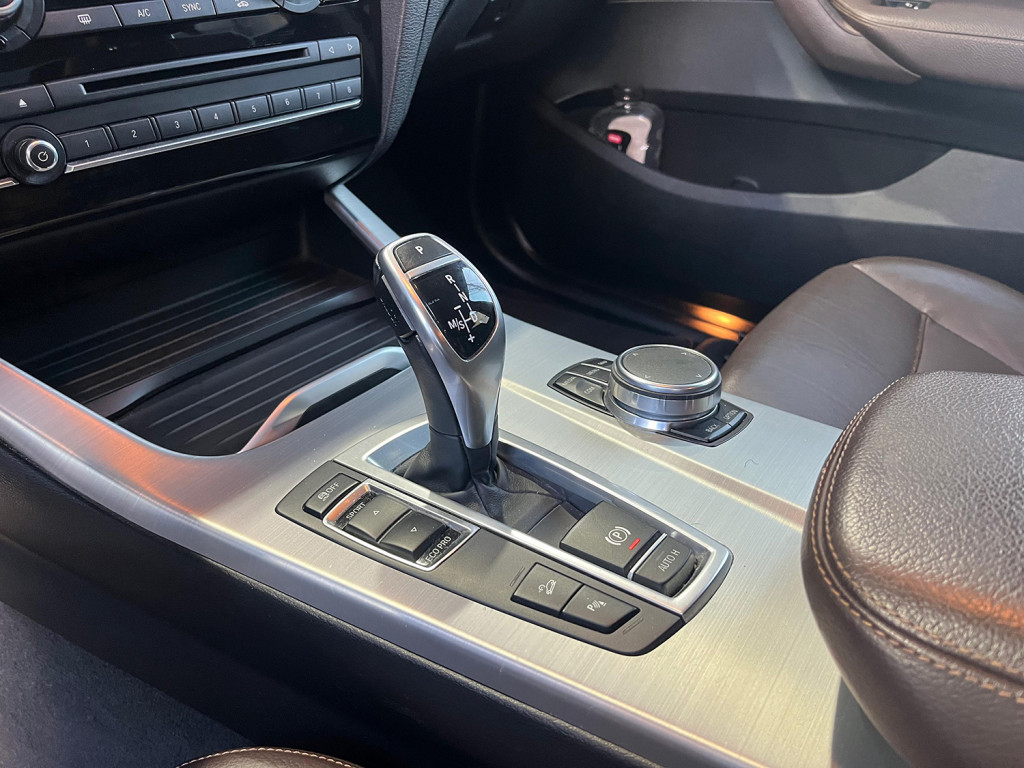 Imagem do veículo BMW X4 2.0 28I X LINE 4X4 16V TURBO GASOLINA 4P AUTOMÁTICO