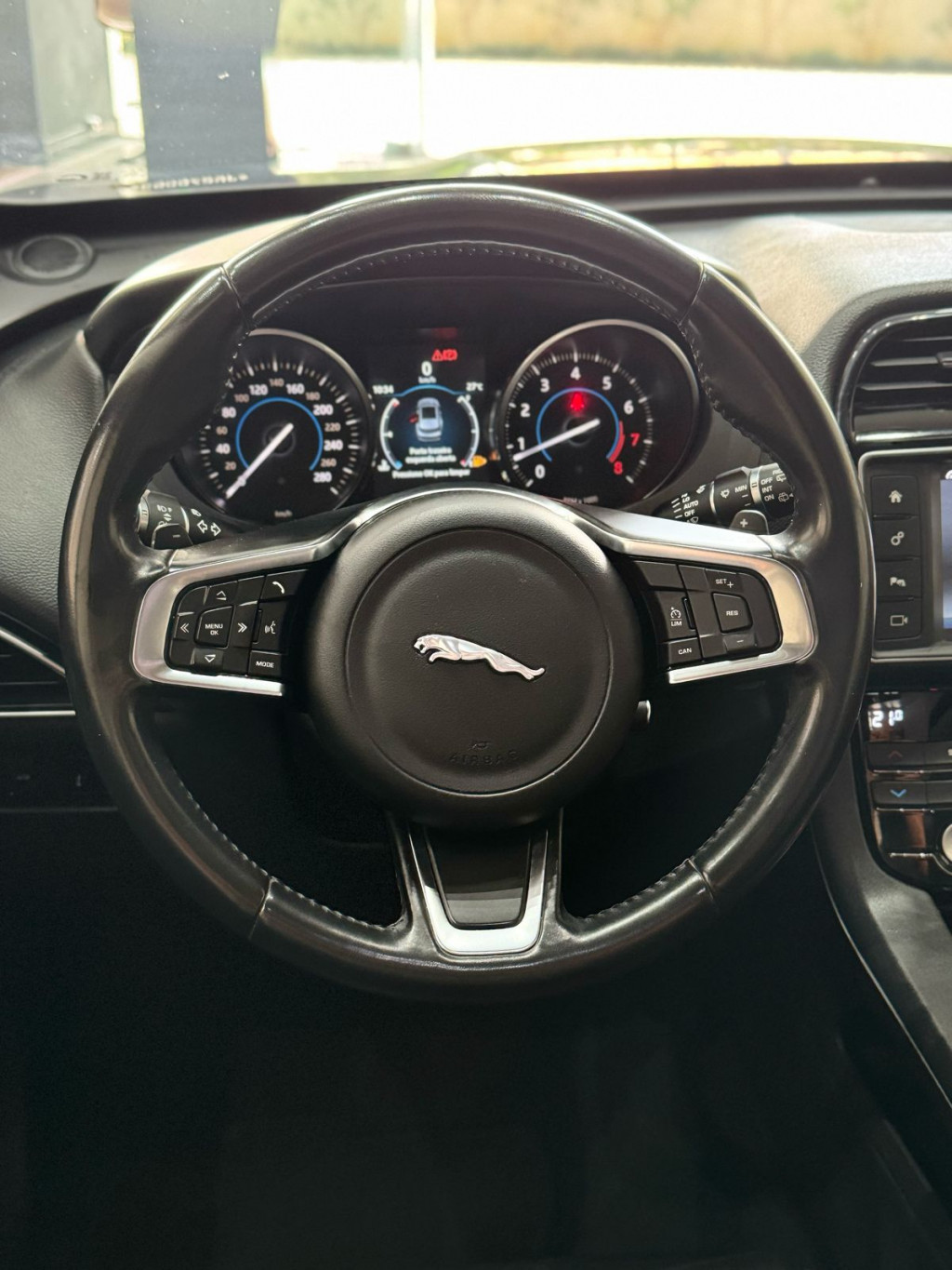 Imagem do veículo JAGUAR F-PACE 2.0 16V INGENIUM PRESTIGE AWD 4P AUTOMÁTICO