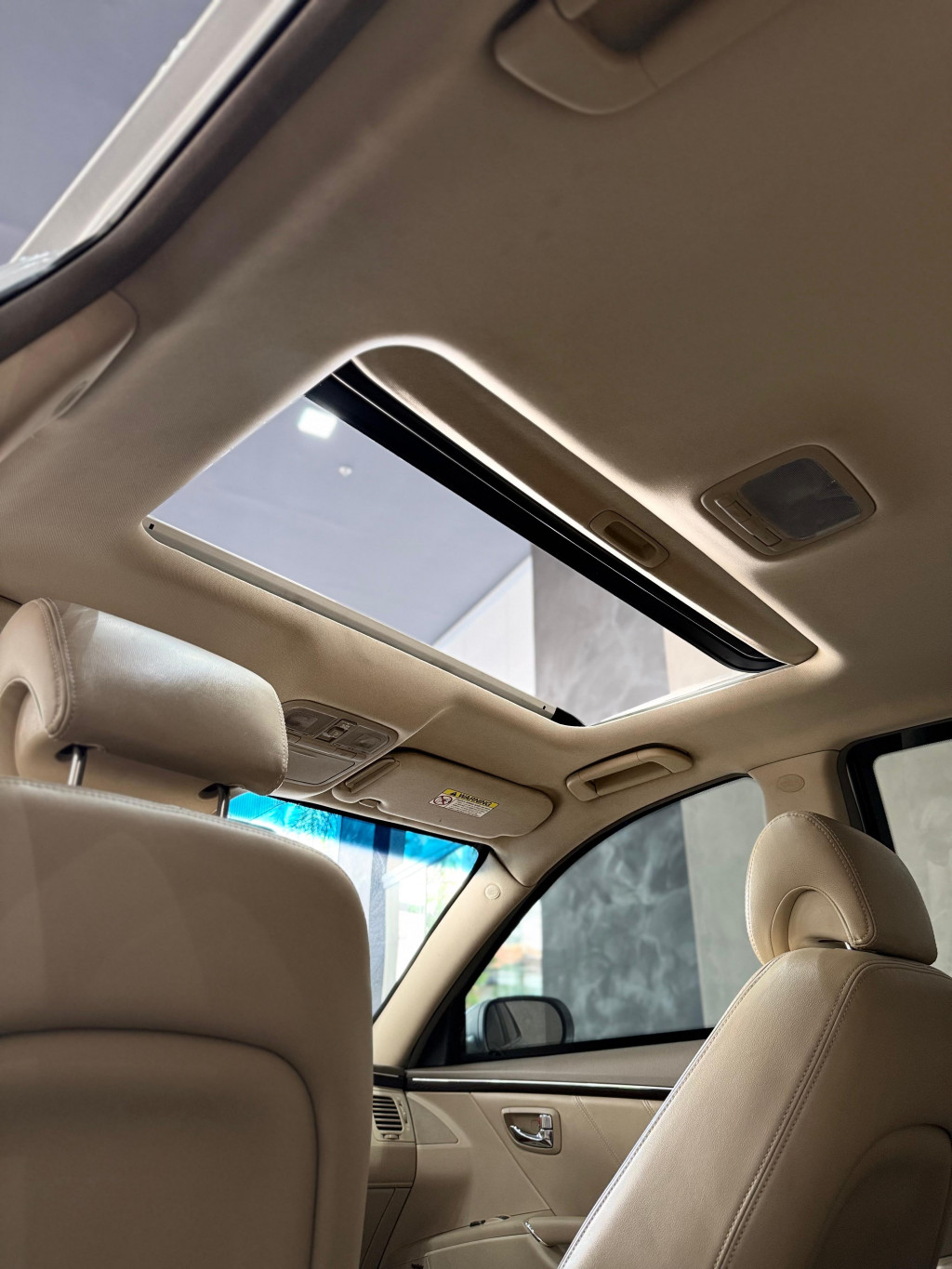 Imagem do veículo HYUNDAI AZERA 3.3 MPFI GLS SEDAN V6 24V GASOLINA 4P AUTOMÁTICO