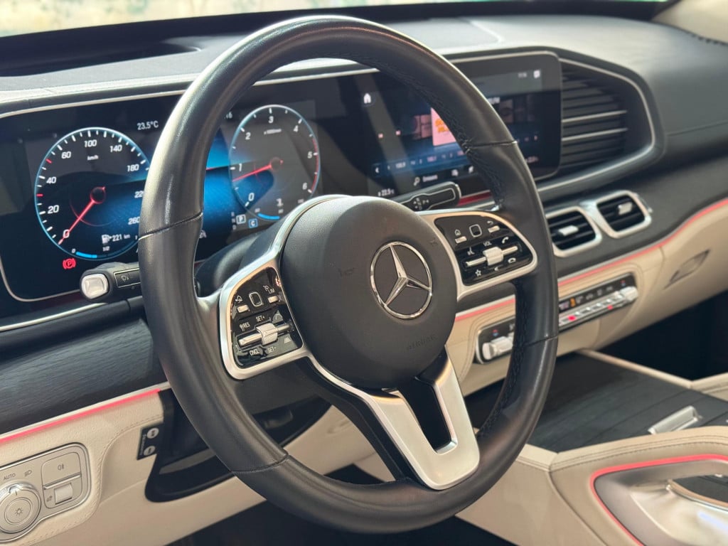 Imagem do veículo MERCEDES-BENZ GLE 400d 3.0 V6 DIESEL COUPÉ 4MATIC 9G-TRONIC