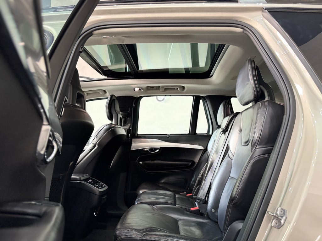 Imagem do veículo VOLVO XC90 2.0 T6 GASOLINA MOMENTUM AWD GEARTRONIC
