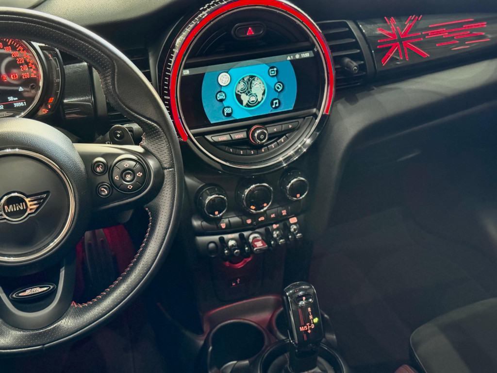 Imagem do veículo MINI COOPER 2.0 16V TWINPOWER GASOLINA JOHN COOPER WORKS 2P STEPTRONIC