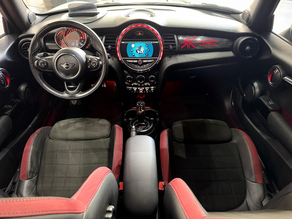 Imagem do veículo MINI COOPER 2.0 16V TWINPOWER GASOLINA JOHN COOPER WORKS 2P STEPTRONIC