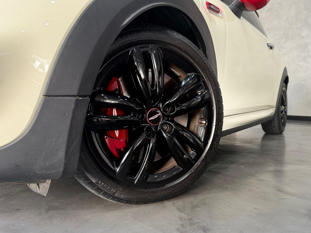 Imagem do veículo MINI COOPER 2.0 16V TWINPOWER GASOLINA JOHN COOPER WORKS 2P STEPTRONIC