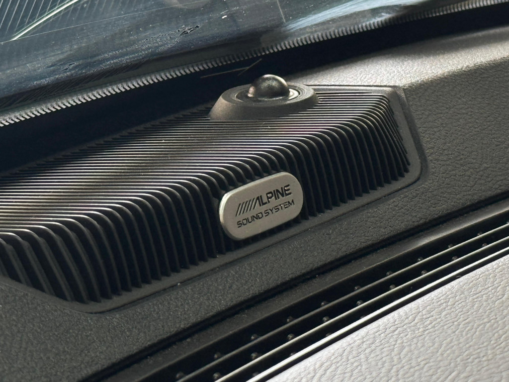Imagem do veículo RAM CLASSIC LARAMIE 5.7 CD V8 4X4 Automático