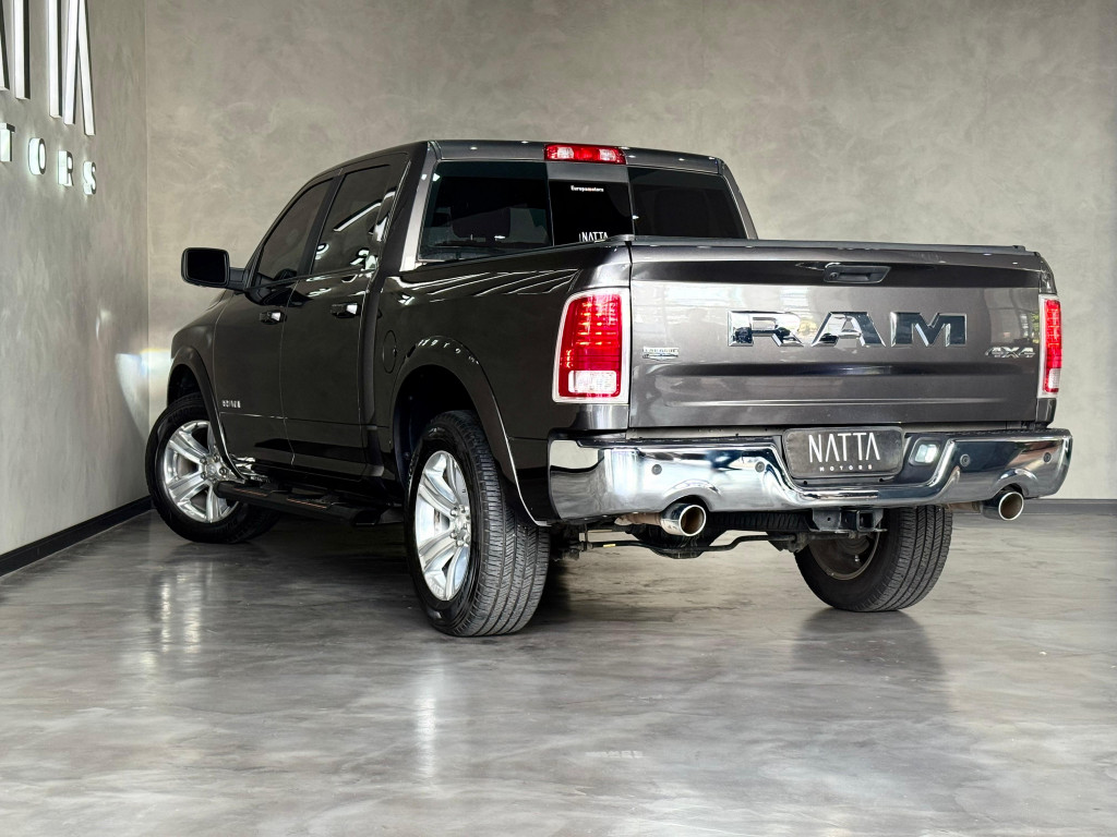 Imagem do veículo RAM CLASSIC LARAMIE 5.7 CD V8 4X4 Automático