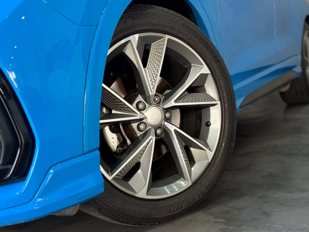 Imagem do veículo AUDI Q3 1.4 35 TFSI GASOLINA BLACK S LINE S TRONIC