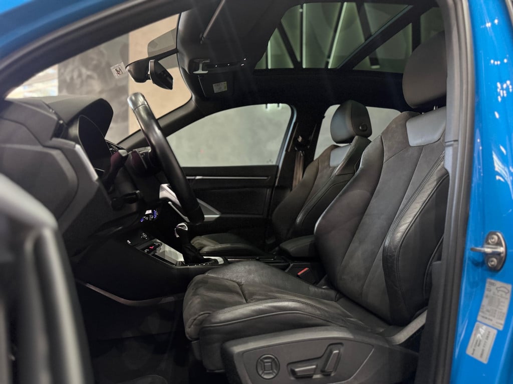 Imagem do veículo AUDI Q3 1.4 35 TFSI GASOLINA BLACK S LINE S TRONIC