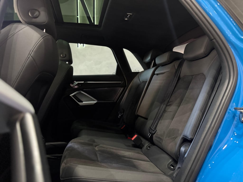 Imagem do veículo AUDI Q3 1.4 35 TFSI GASOLINA BLACK S LINE S TRONIC