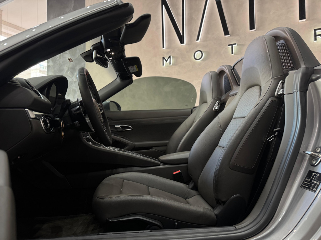 Imagem do veículo PORSCHE 718 2.0 16V H4 GASOLINA BOXSTER PDK
