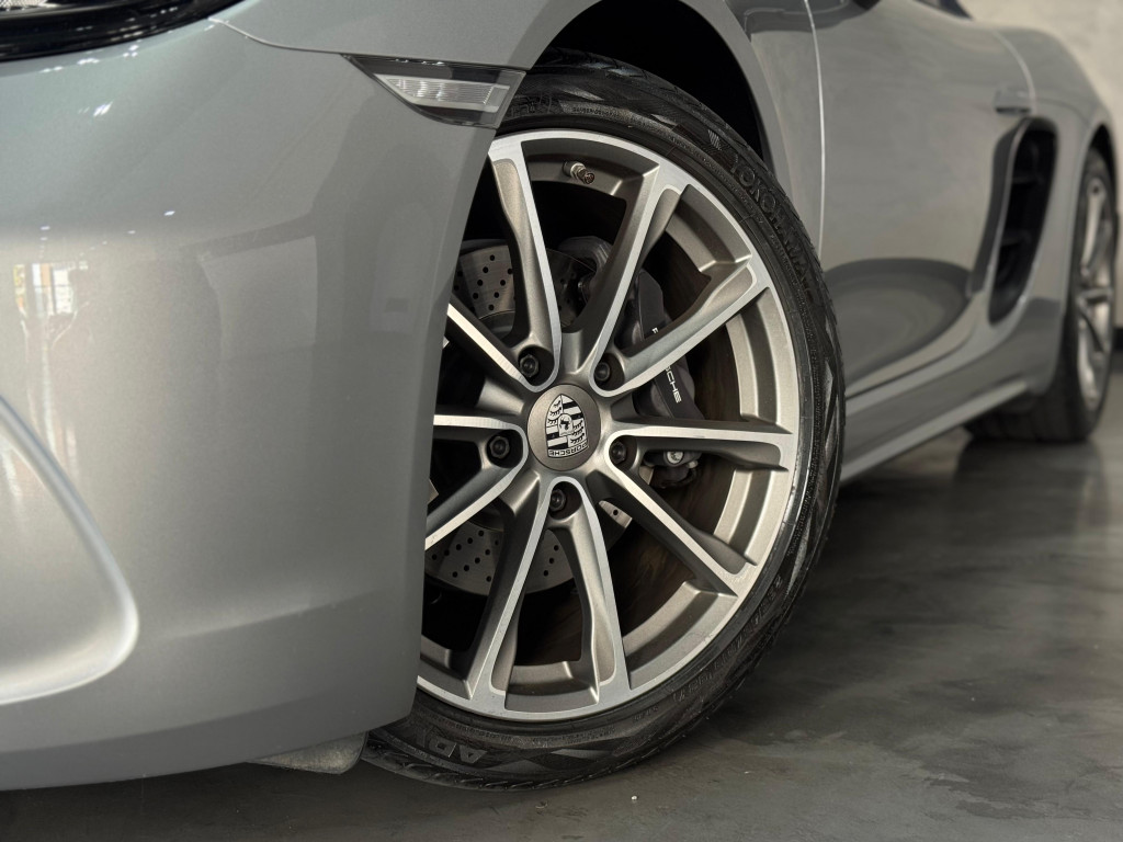 Imagem do veículo PORSCHE 718 2.0 16V H4 GASOLINA BOXSTER PDK