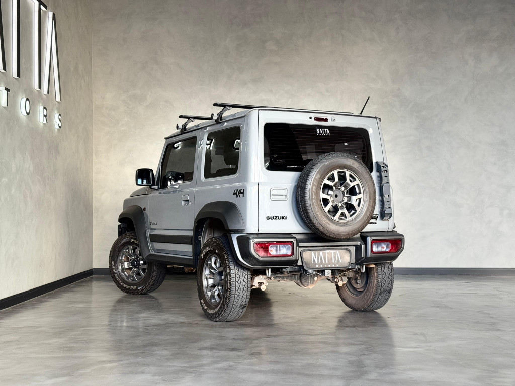 Imagem do veículo SUZUKI JIMNY 1.5 GASOLINA SIERRA 4STYLE 4X4  AUTOMÁTICO