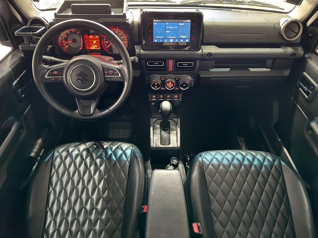 Imagem do veículo SUZUKI JIMNY 1.5 GASOLINA SIERRA 4STYLE 4X4  AUTOMÁTICO