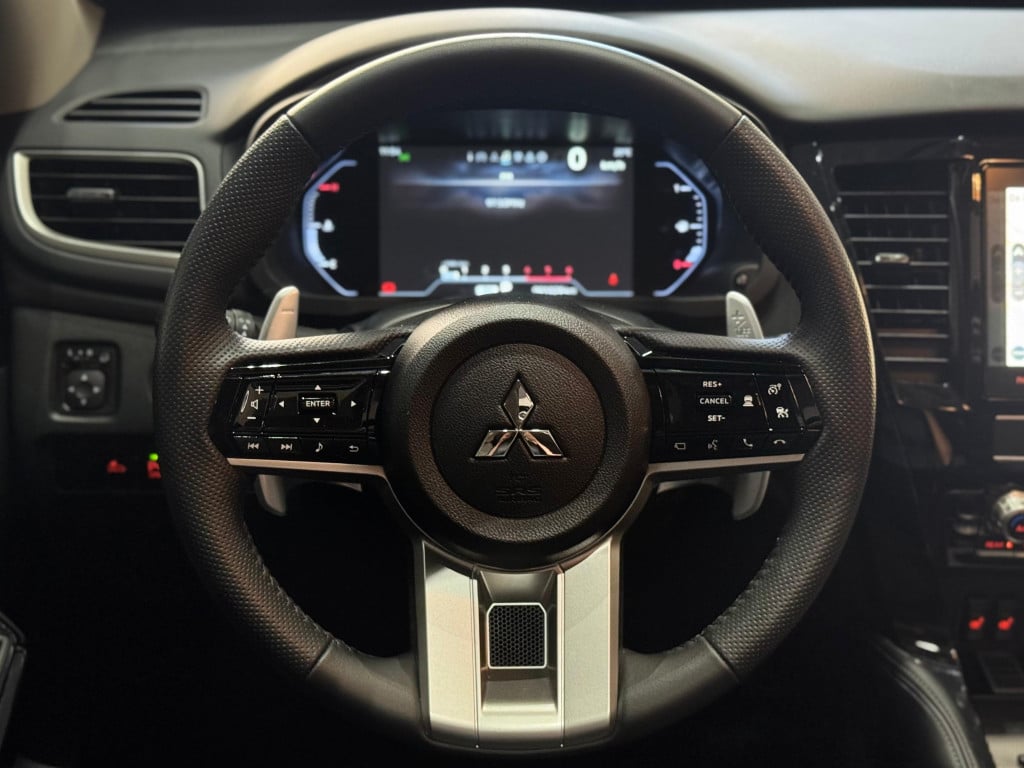 Imagem do veículo MITSUBISHI PAJERO SPORT 2.4 16V MIVEC TURBO DIESEL HPE AWD AUTOMÁTICO