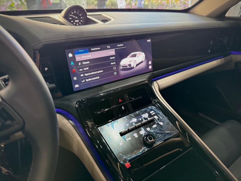 Imagem do veículo PORSCHE PANAMERA 4.0 V8 E-HYBRID TURBO S EXECUTIVE PDK