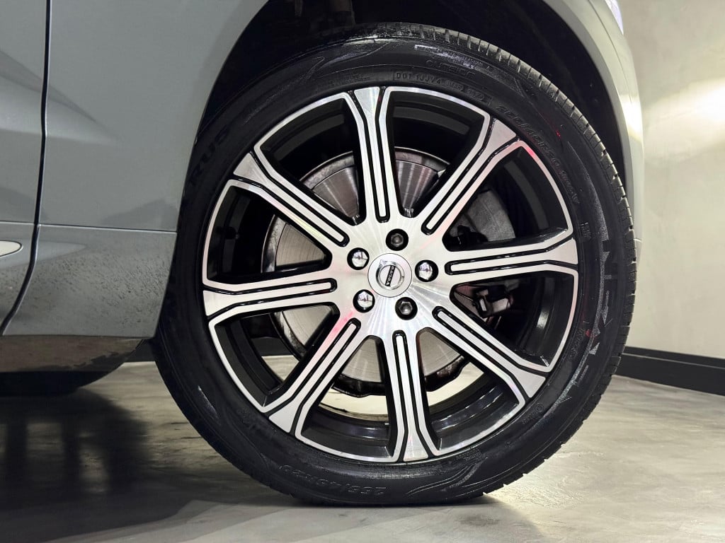 Imagem do veículo VOLVO XC60 2.0 T8 HYBRID INSCRIPTION AWD GEARTRONIC