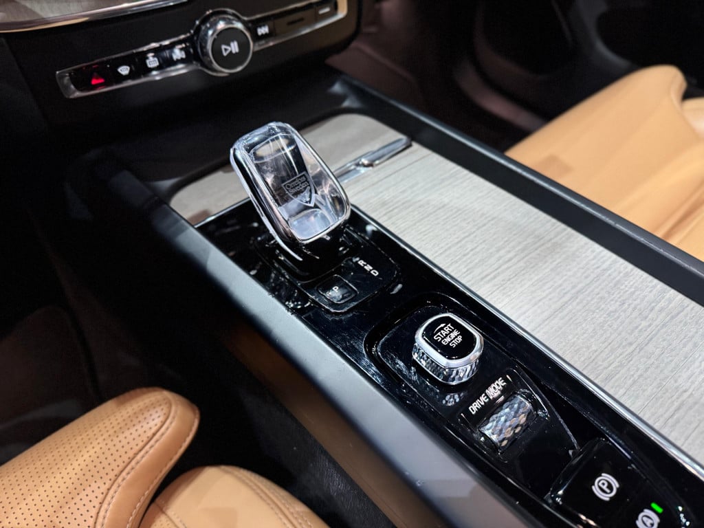 Imagem do veículo VOLVO XC60 2.0 T8 HYBRID INSCRIPTION AWD GEARTRONIC