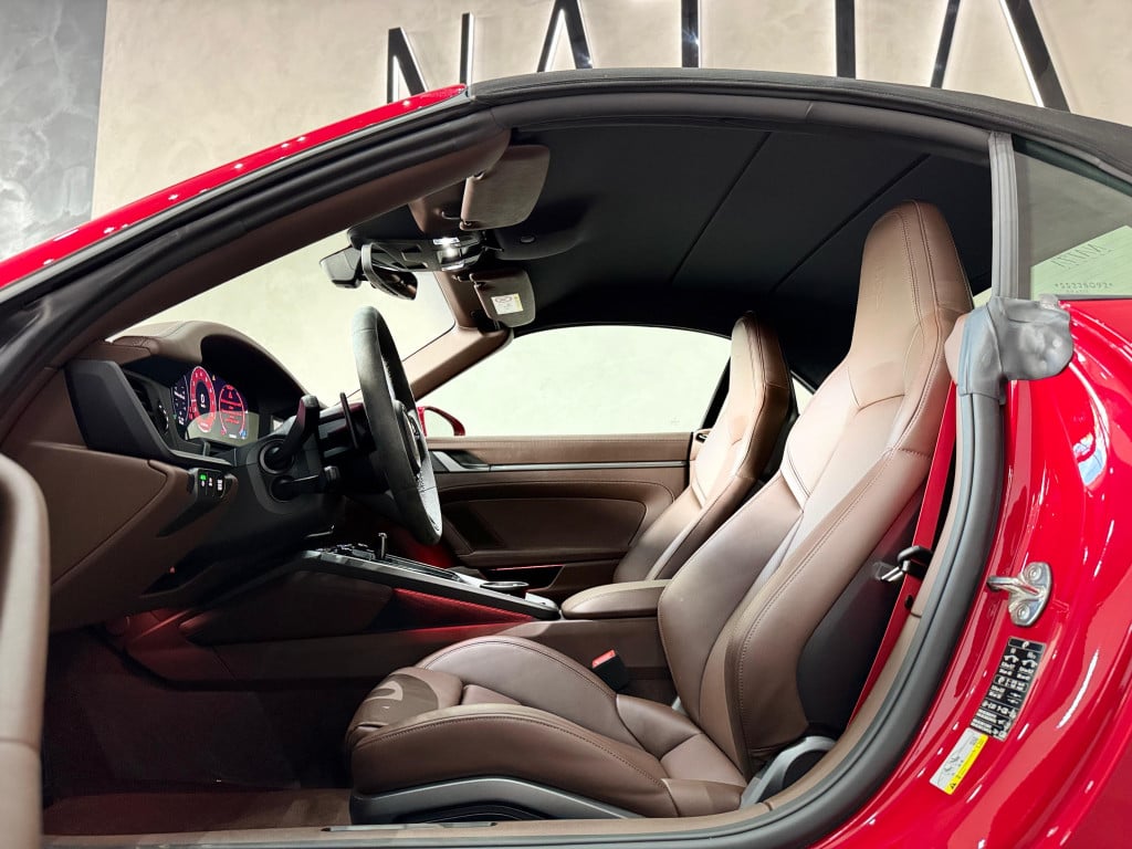 Imagem do veículo PORSCHE 911 3.0 24V H6 GASOLINA CARRERA 4 CABRIOLET PDK