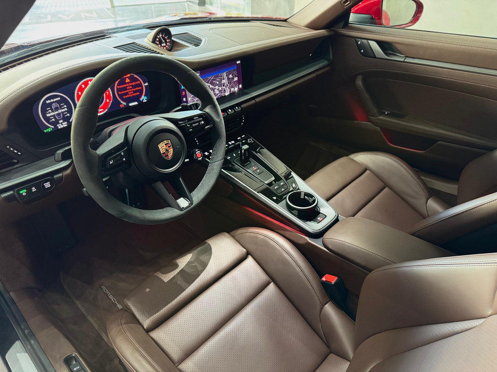 Imagem do veículo PORSCHE 911 3.0 24V H6 GASOLINA CARRERA 4 CABRIOLET PDK