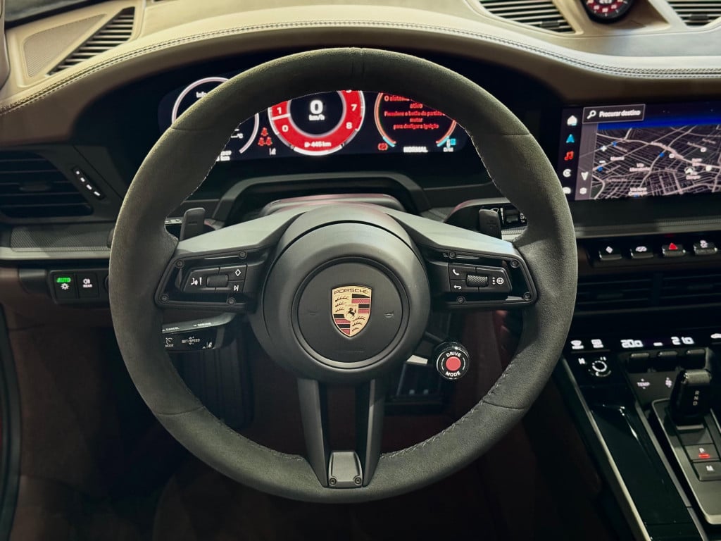 Imagem do veículo PORSCHE 911 3.0 24V H6 GASOLINA CARRERA 4 CABRIOLET PDK